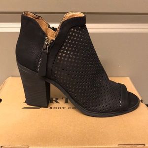 Black peep toe booties